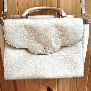 Kate Spade New York
LEEWOOD PLACE MAKAYLA SATCHEL